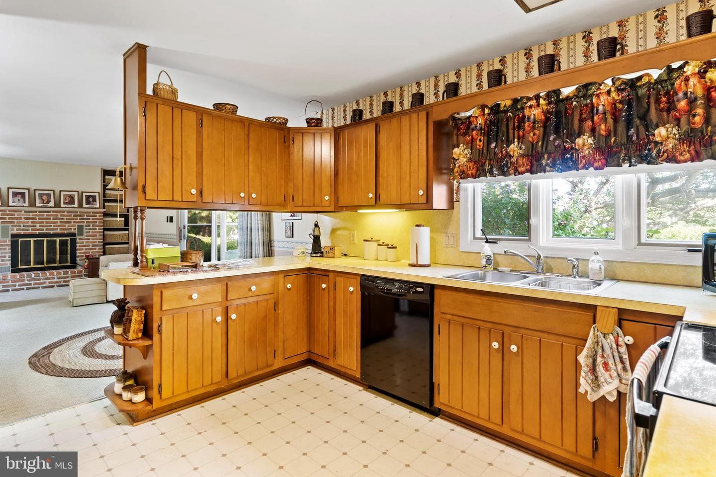203 Cumberland Drive photo 5