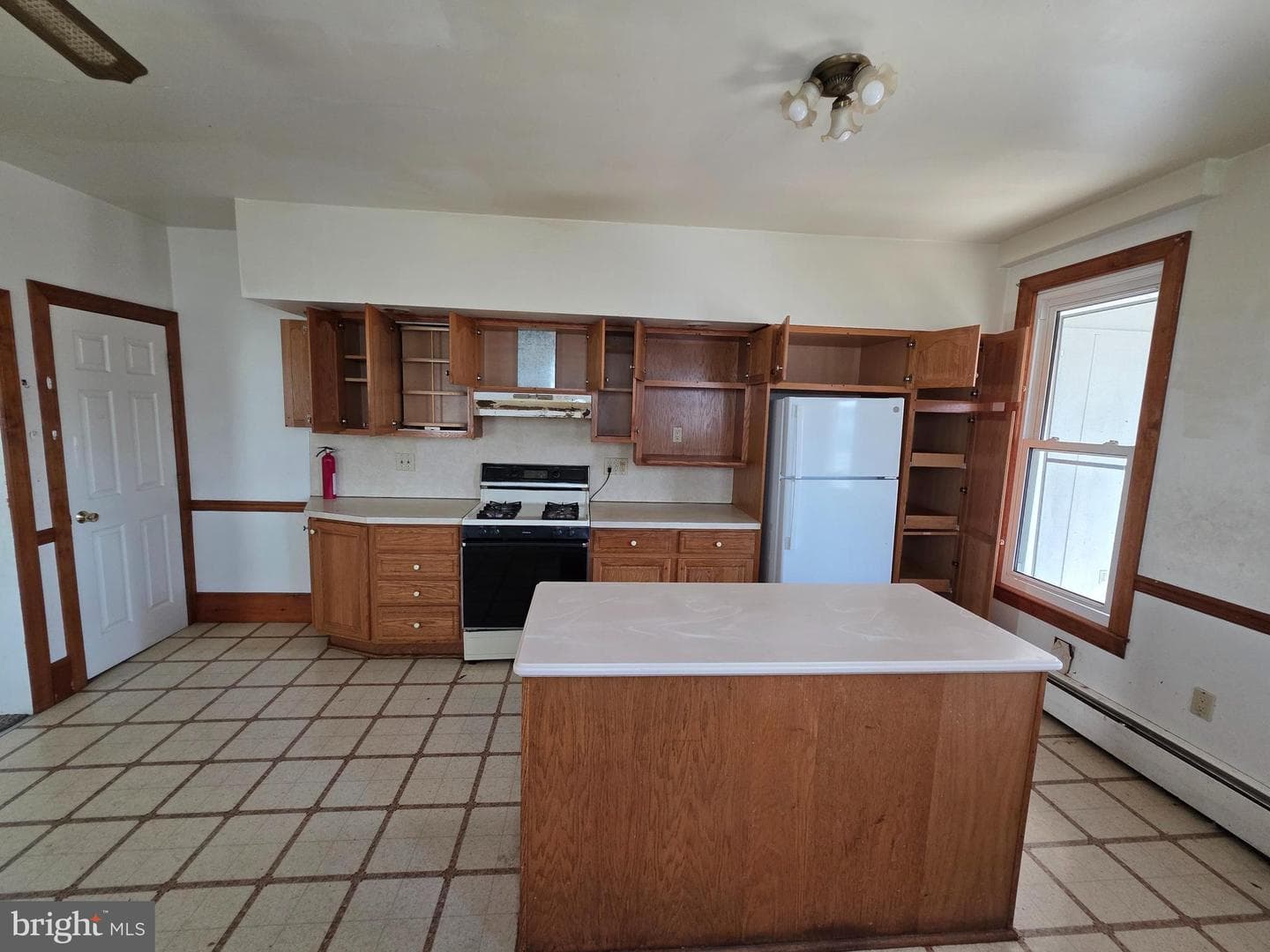 414 Fourth Street photo 23