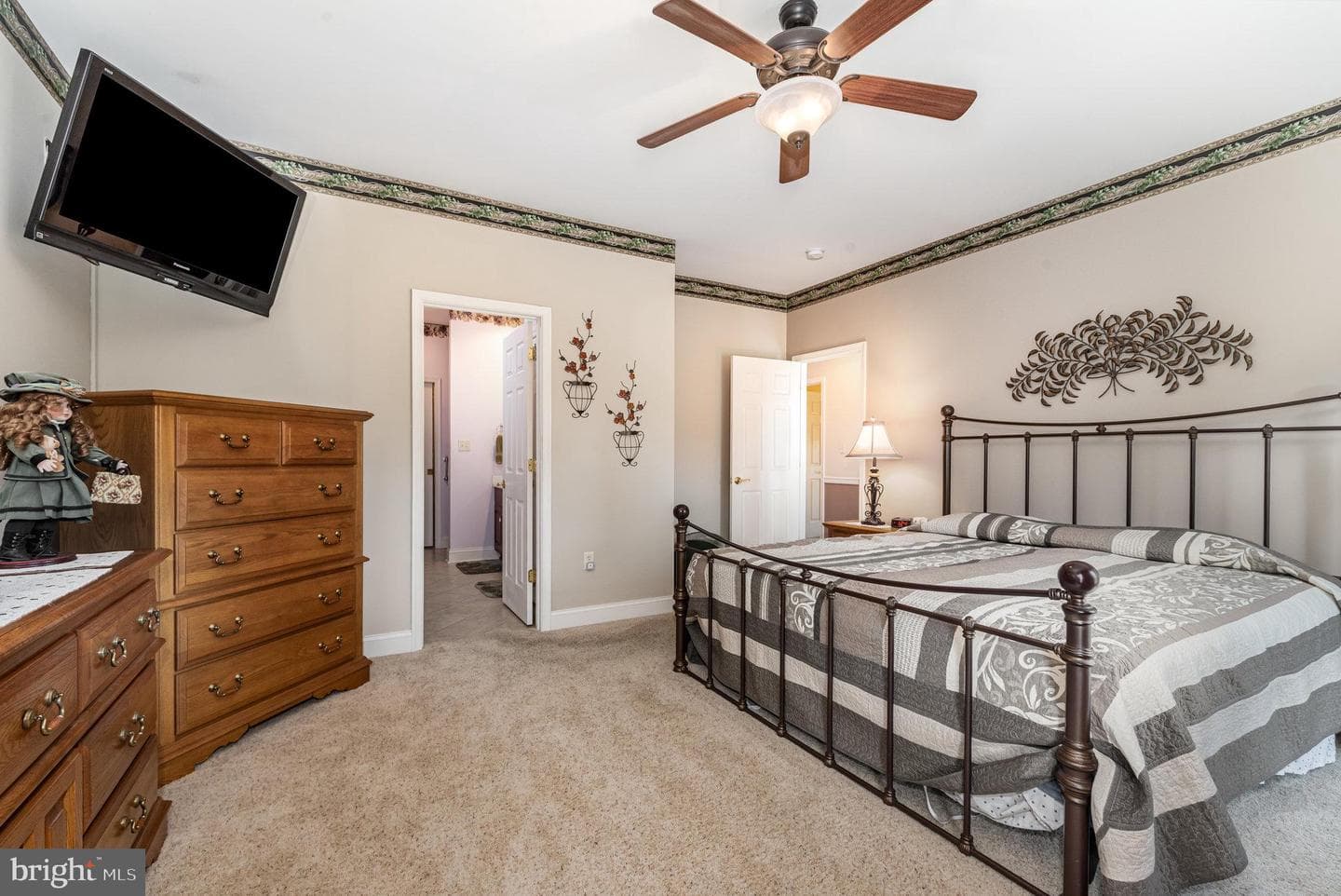 1670 Williamsburg Way photo 18