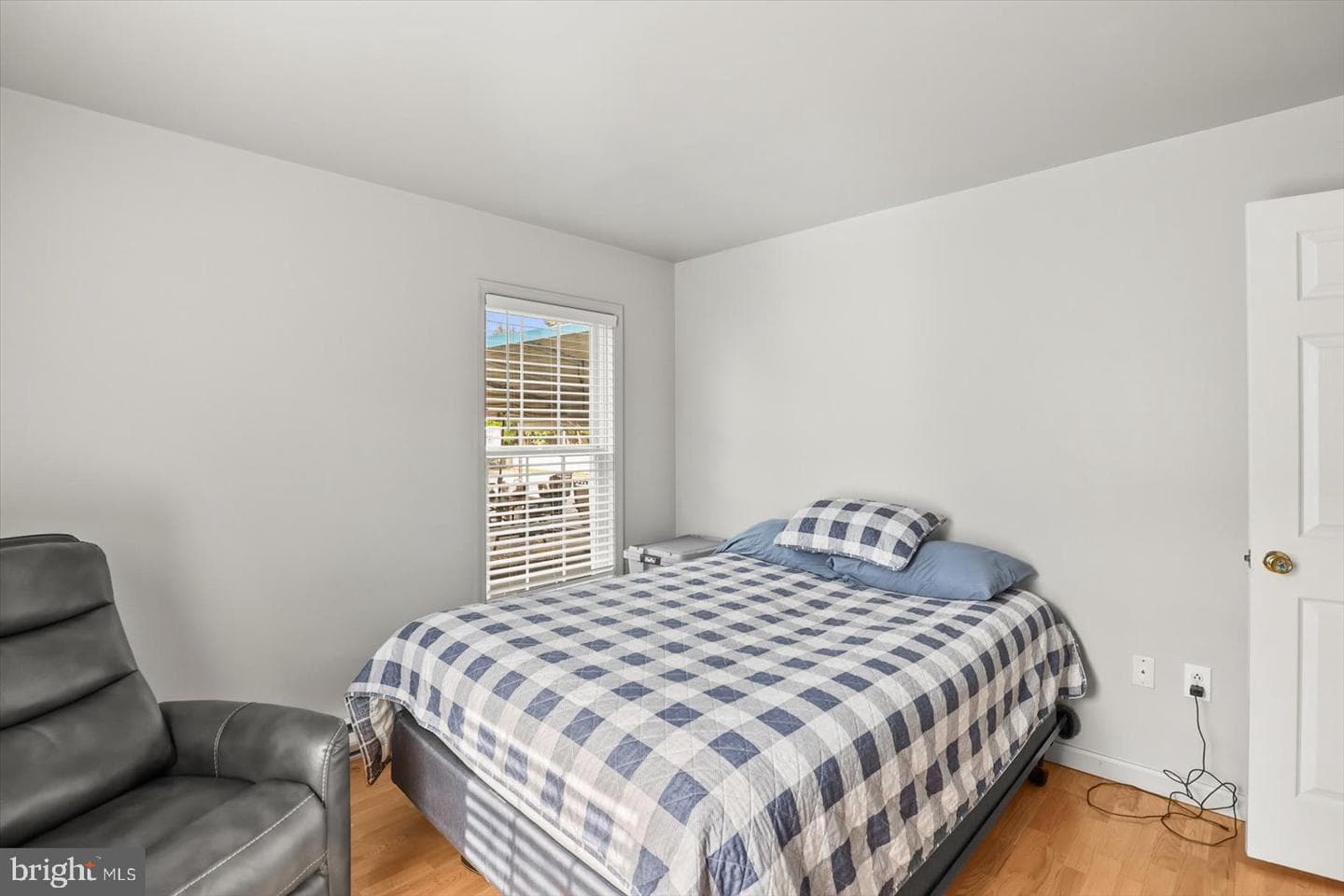 21 Skyport Road photo 19