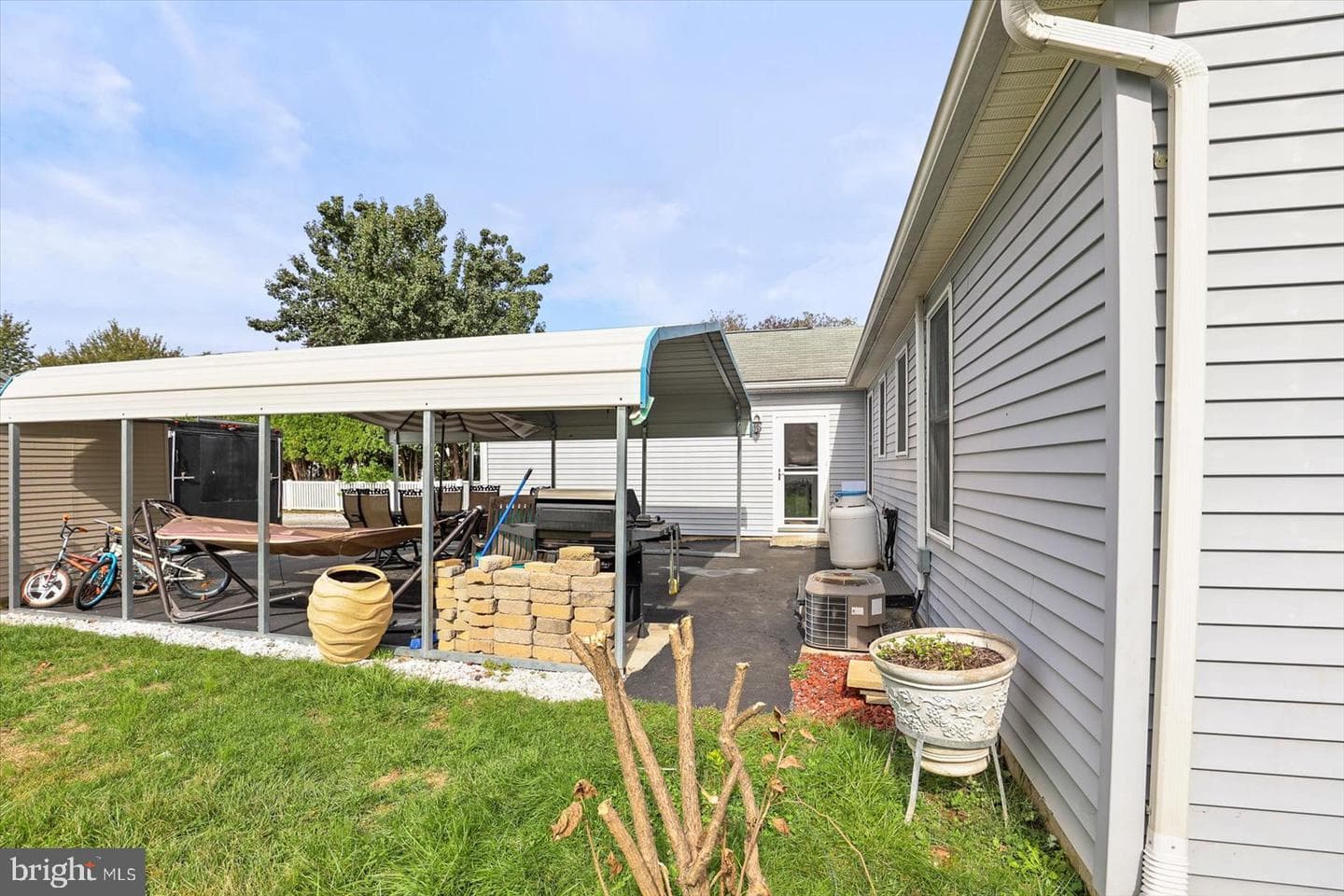 21 Skyport Road photo 34