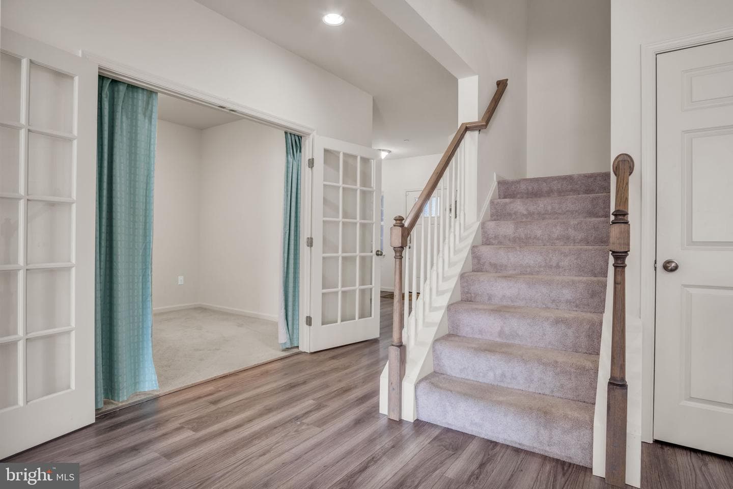 1842 Shady Lane photo 5