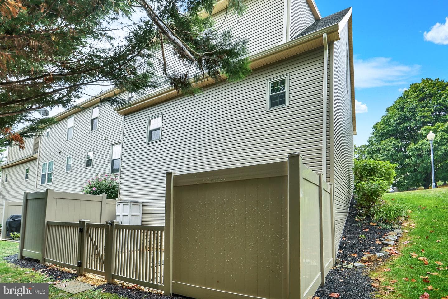 1726 Josiah Chowning Way photo 36