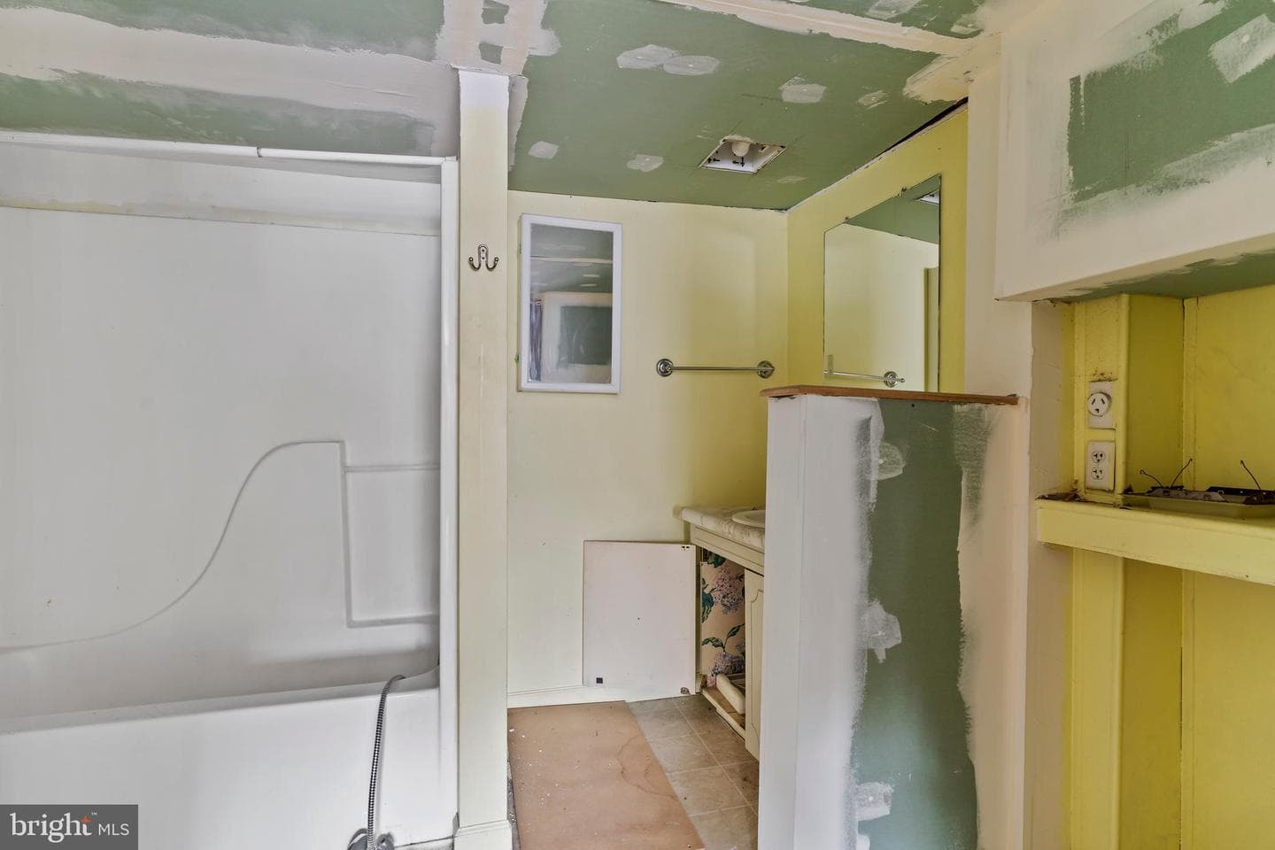 51 Heisers Lane photo 31