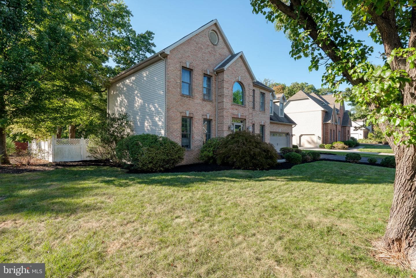 1303 King Arthur Drive photo 4