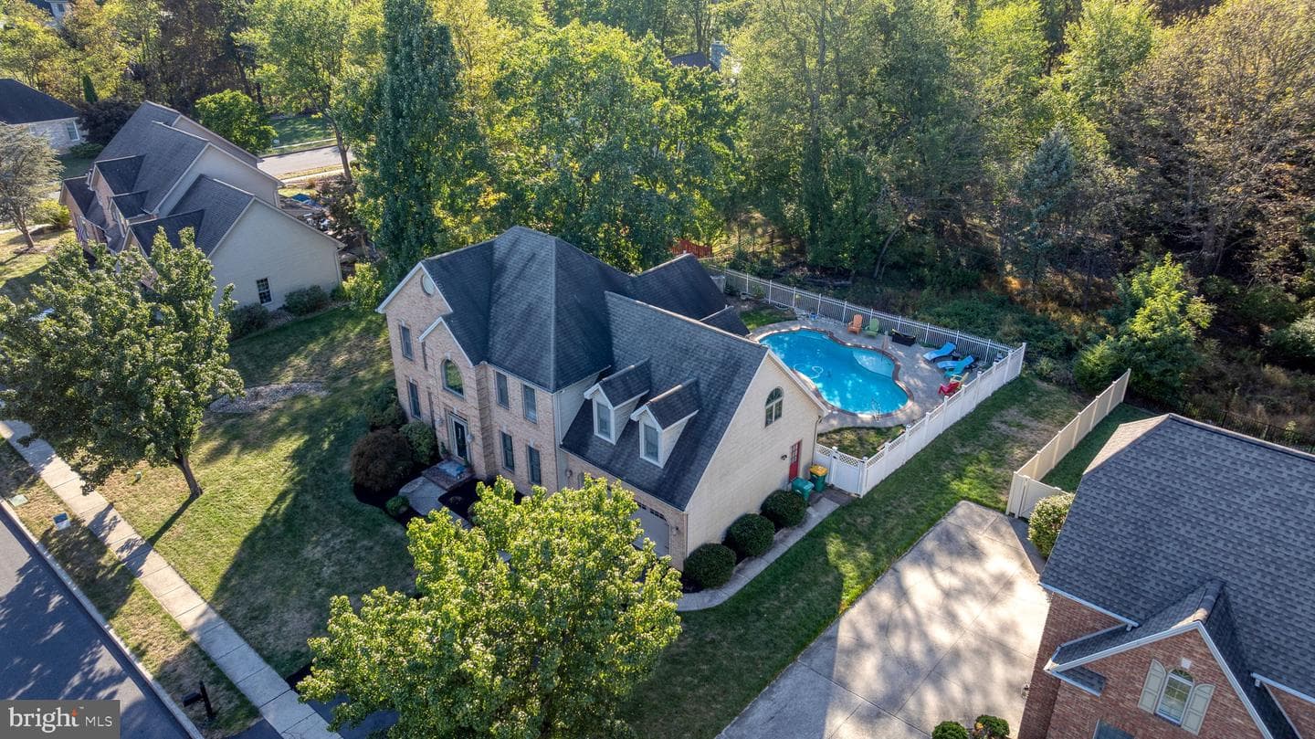 1303 King Arthur Drive photo 65