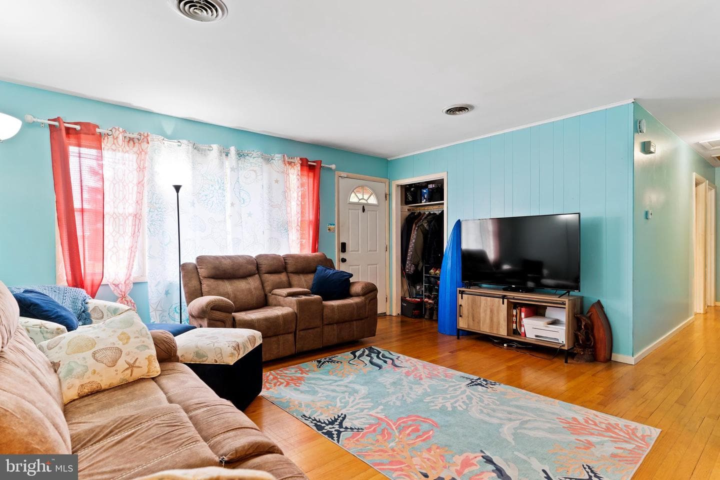 920 W Foxcroft Drive photo 11