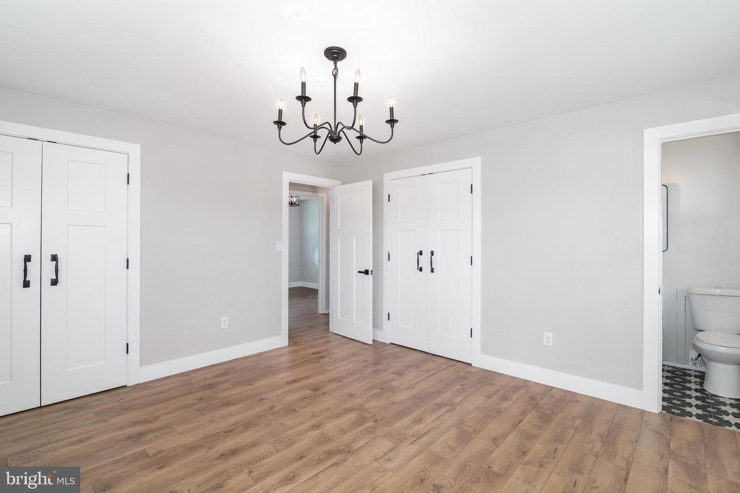 5223 Windsor Boulevard photo 17