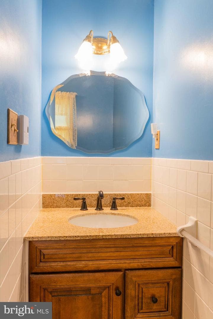 708 Charles Street photo 21