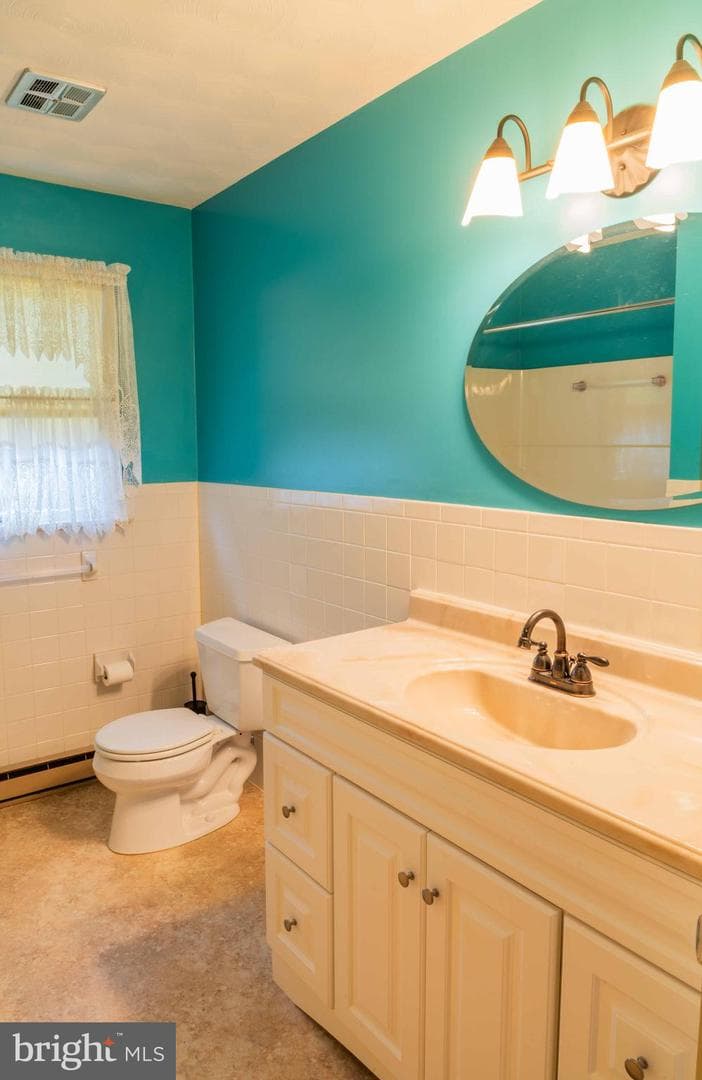 708 Charles Street photo 22