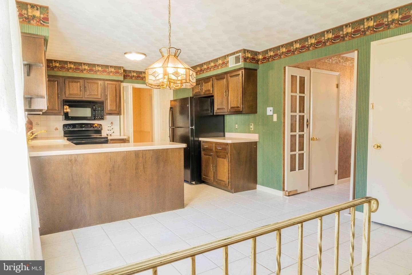 708 Charles Street photo 6