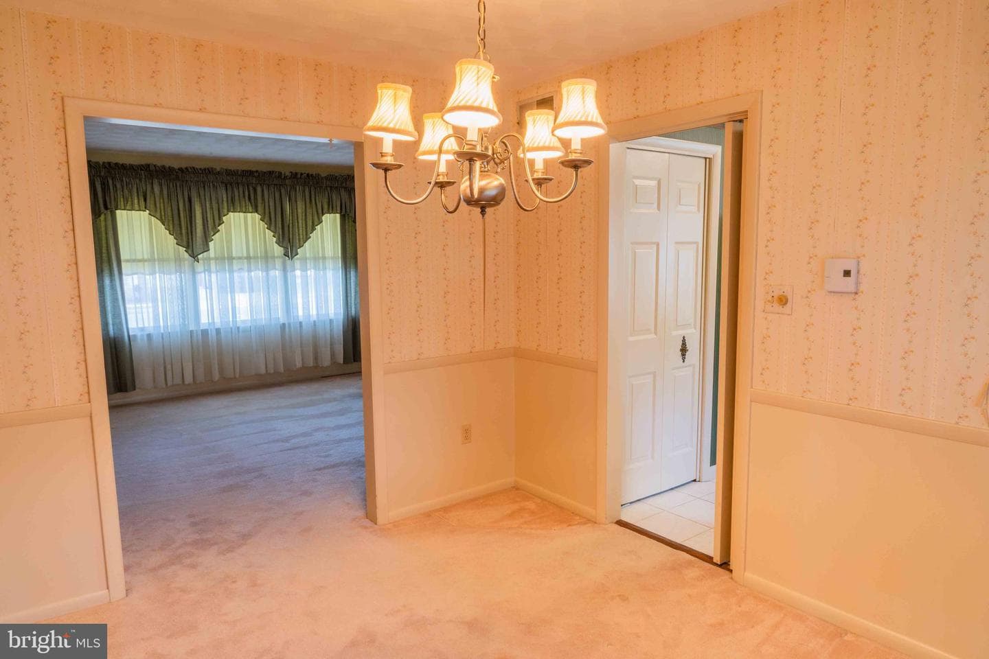 708 Charles Street photo 9