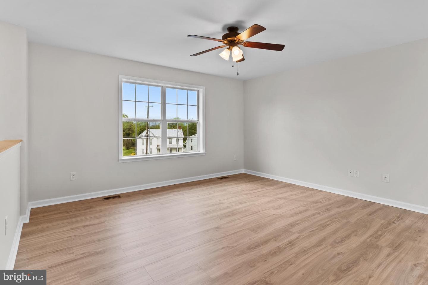99 Middle Spring Road photo 15