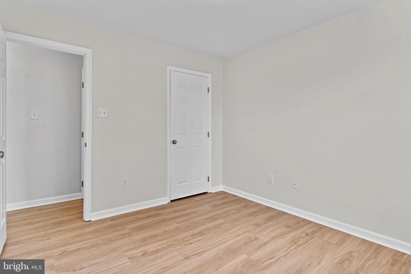 99 Middle Spring Road photo 23