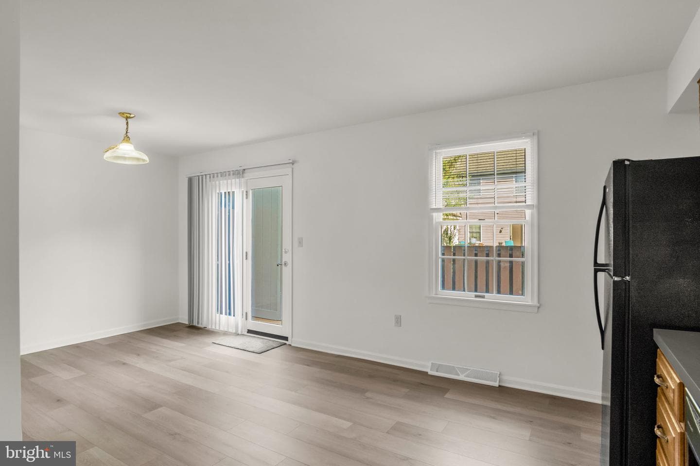 653 Park Ridge Drive photo 15