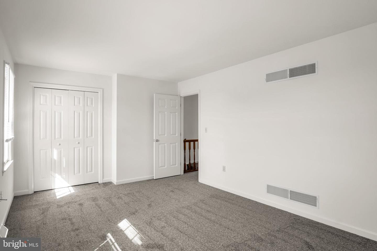653 Park Ridge Drive photo 18