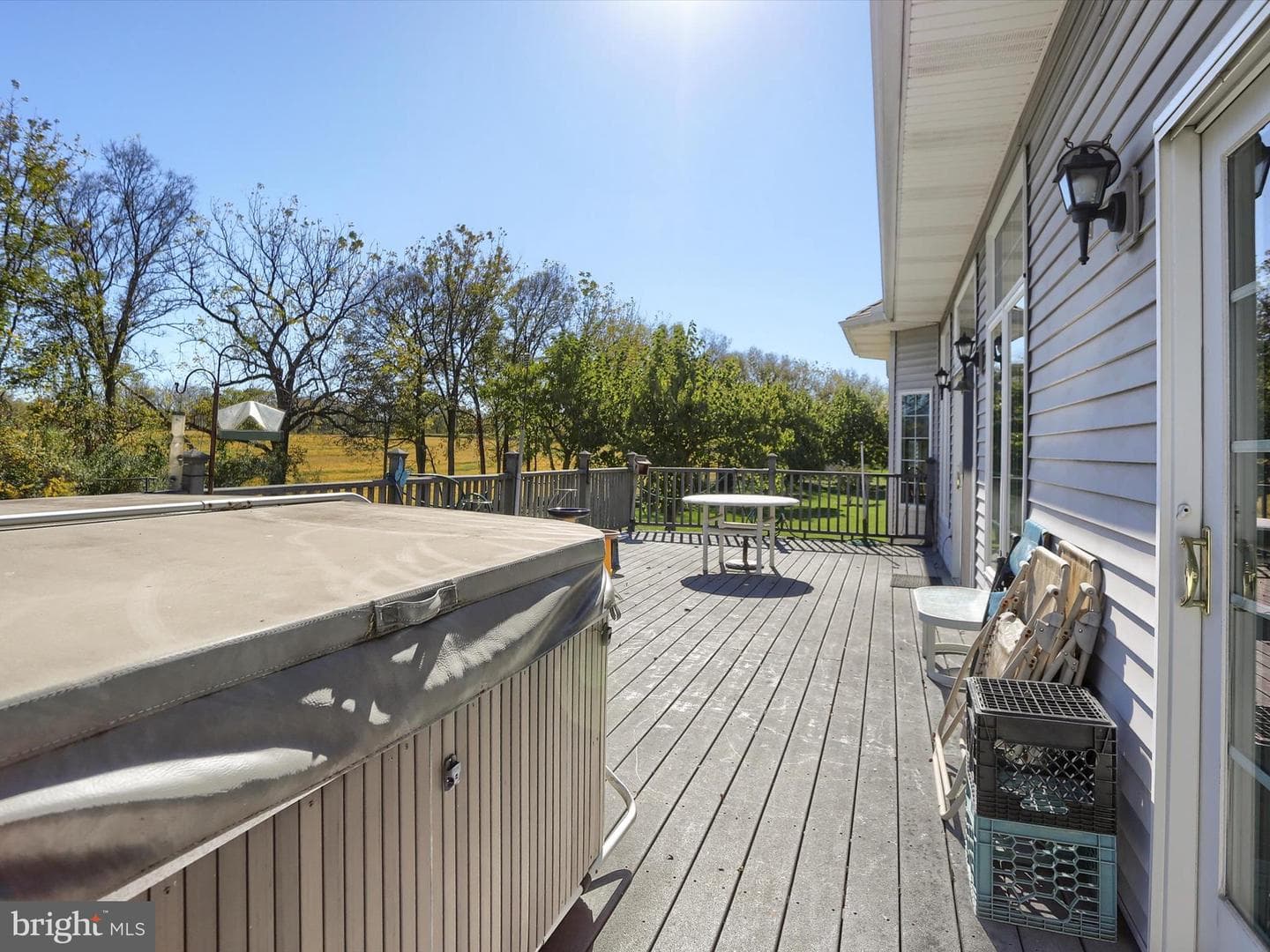 9 E Linden Drive E photo 36