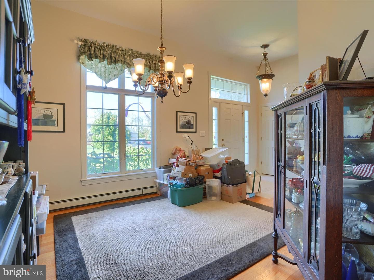 9 E Linden Drive E photo 6