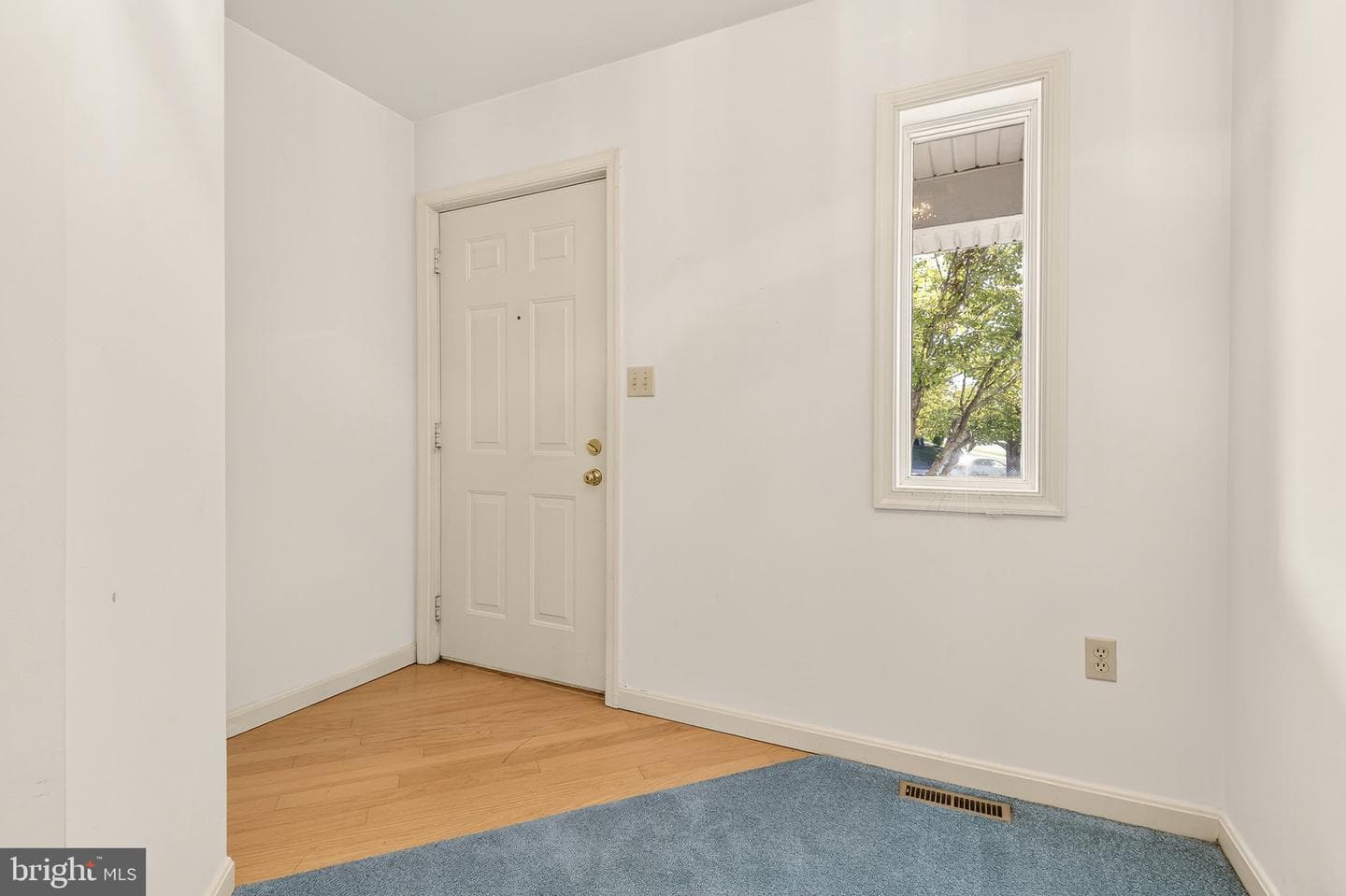 1350 Sugar Maple Court photo 5