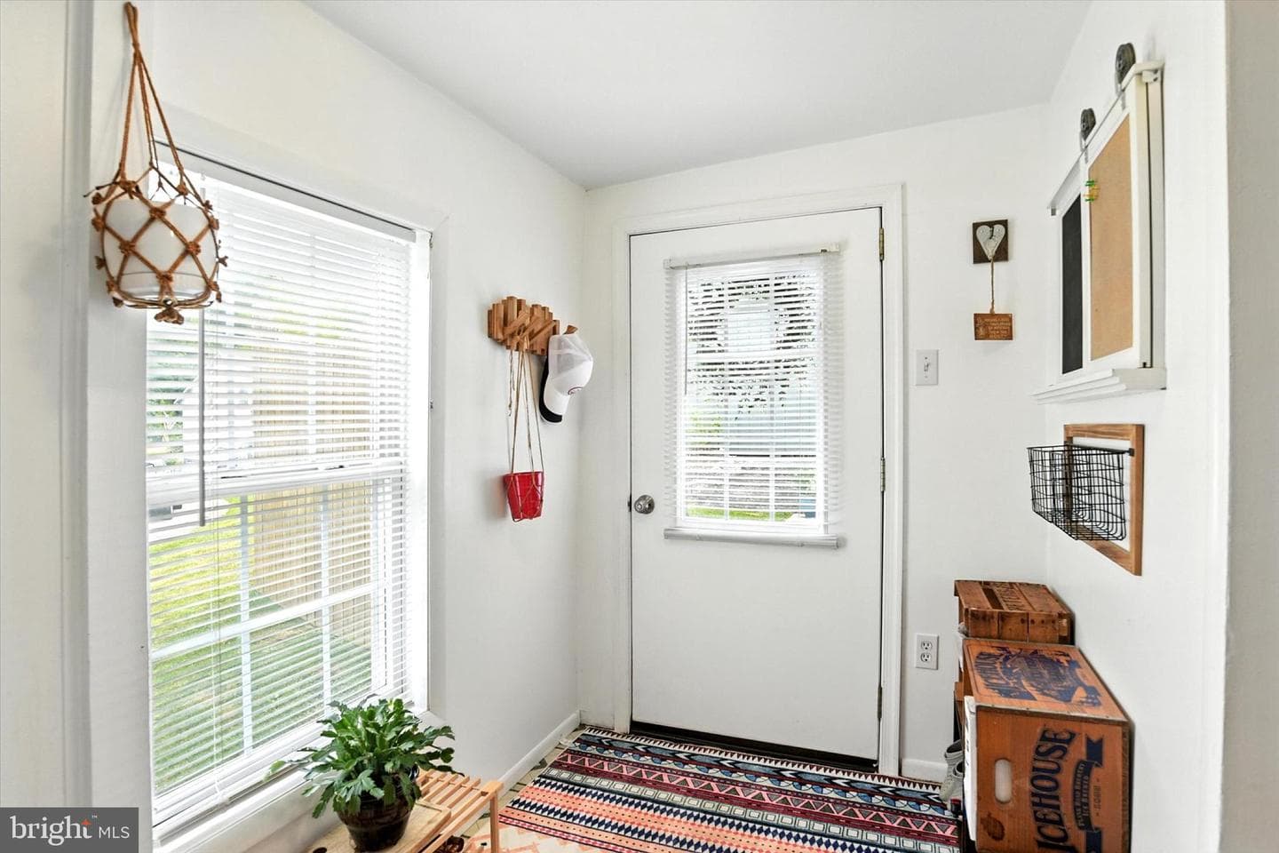 325 S Baltimore Avenue photo 11