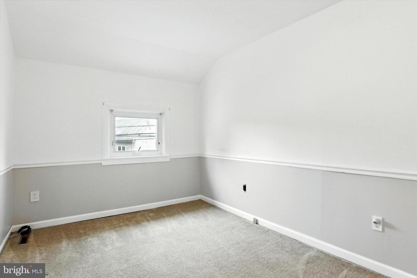 325 S Baltimore Avenue photo 14
