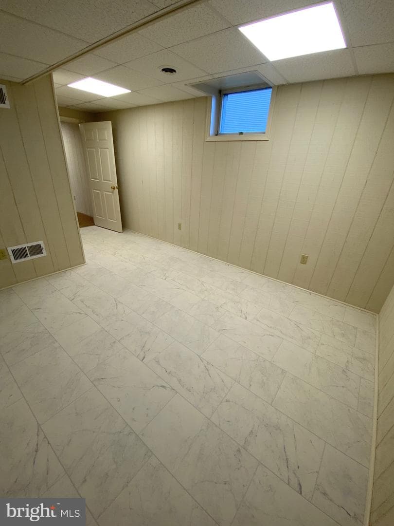 1052 Rebecca Street photo 18