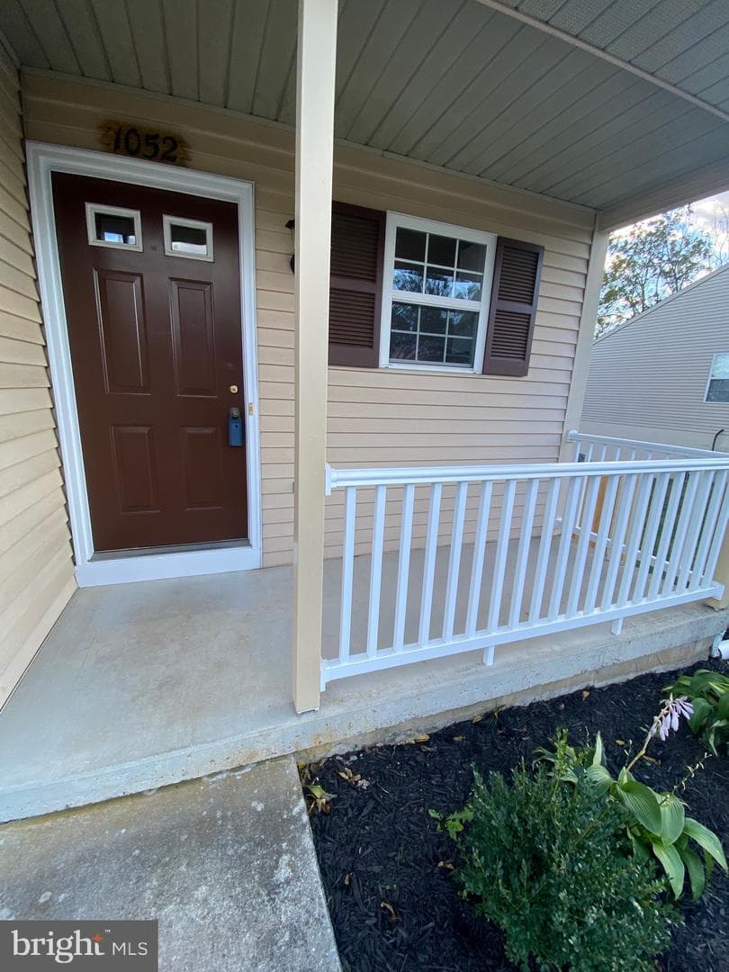 1052 Rebecca Street photo 25