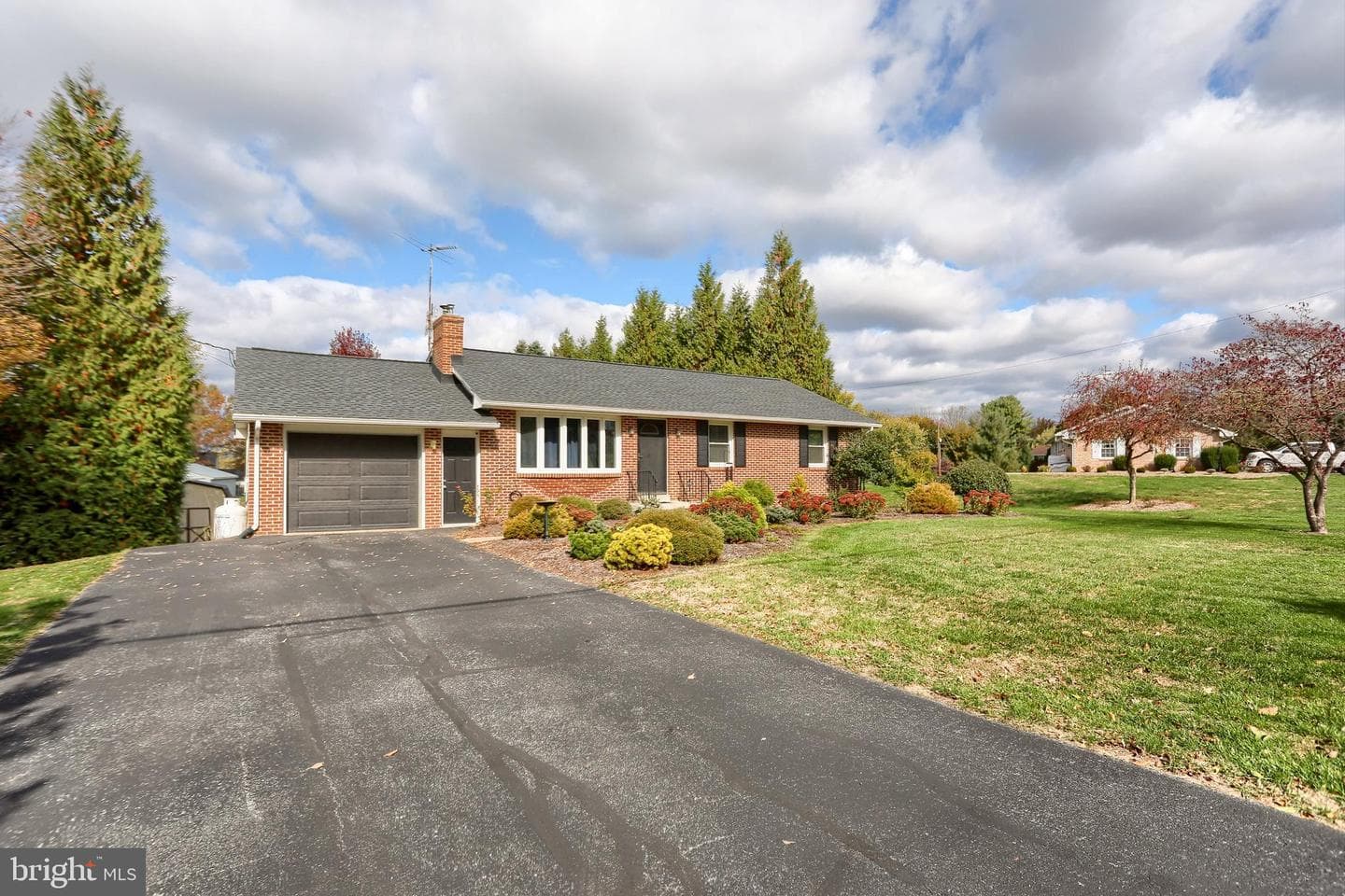 418 Heisers Lane photo 4