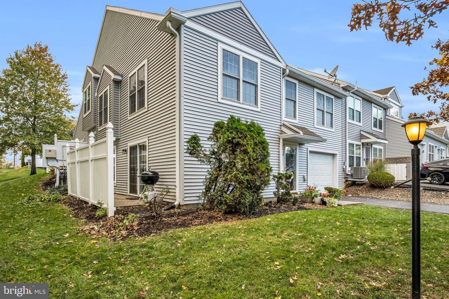 84 Courtyard Drive photo 5