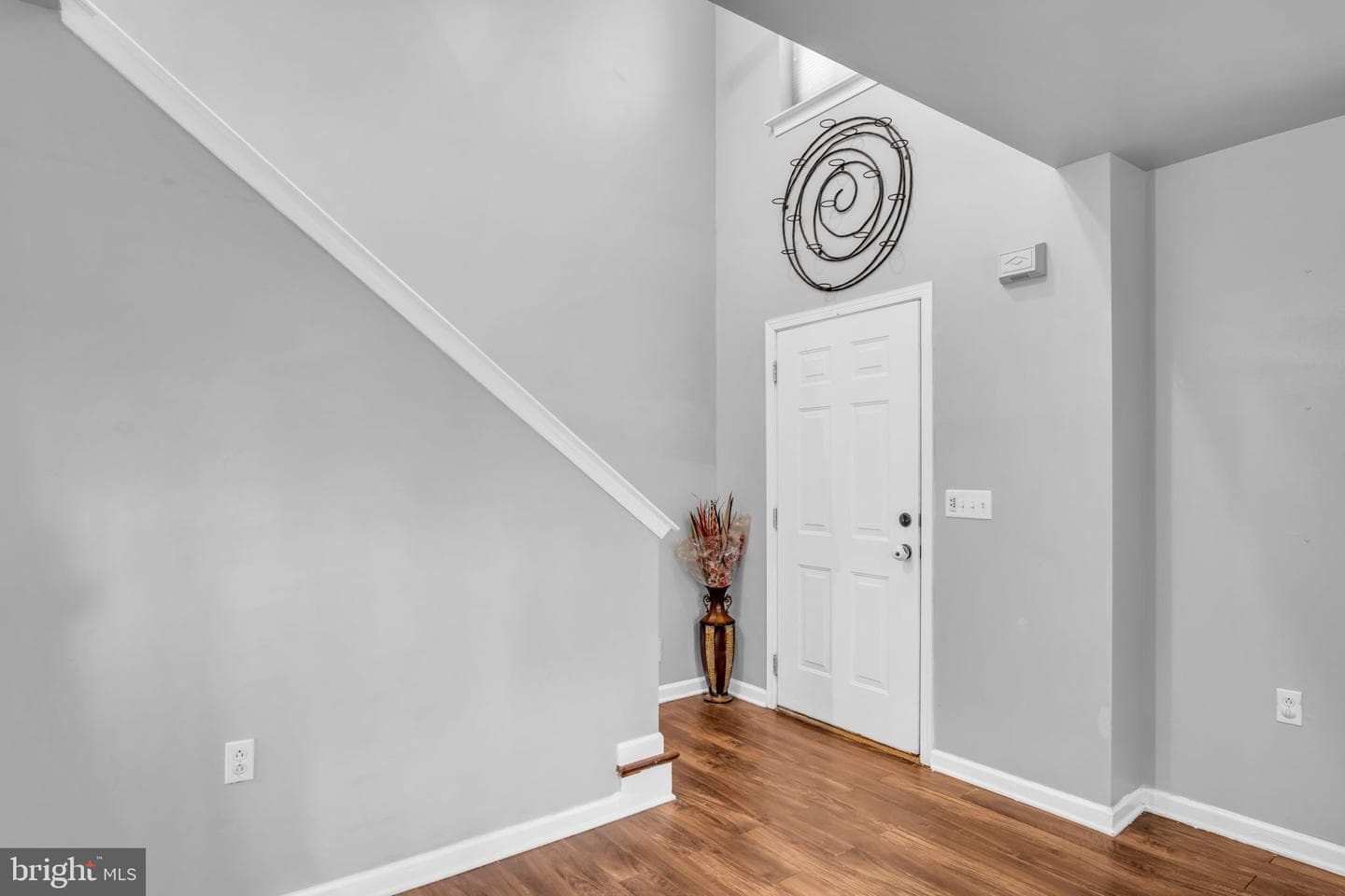 84 Courtyard Drive photo 6