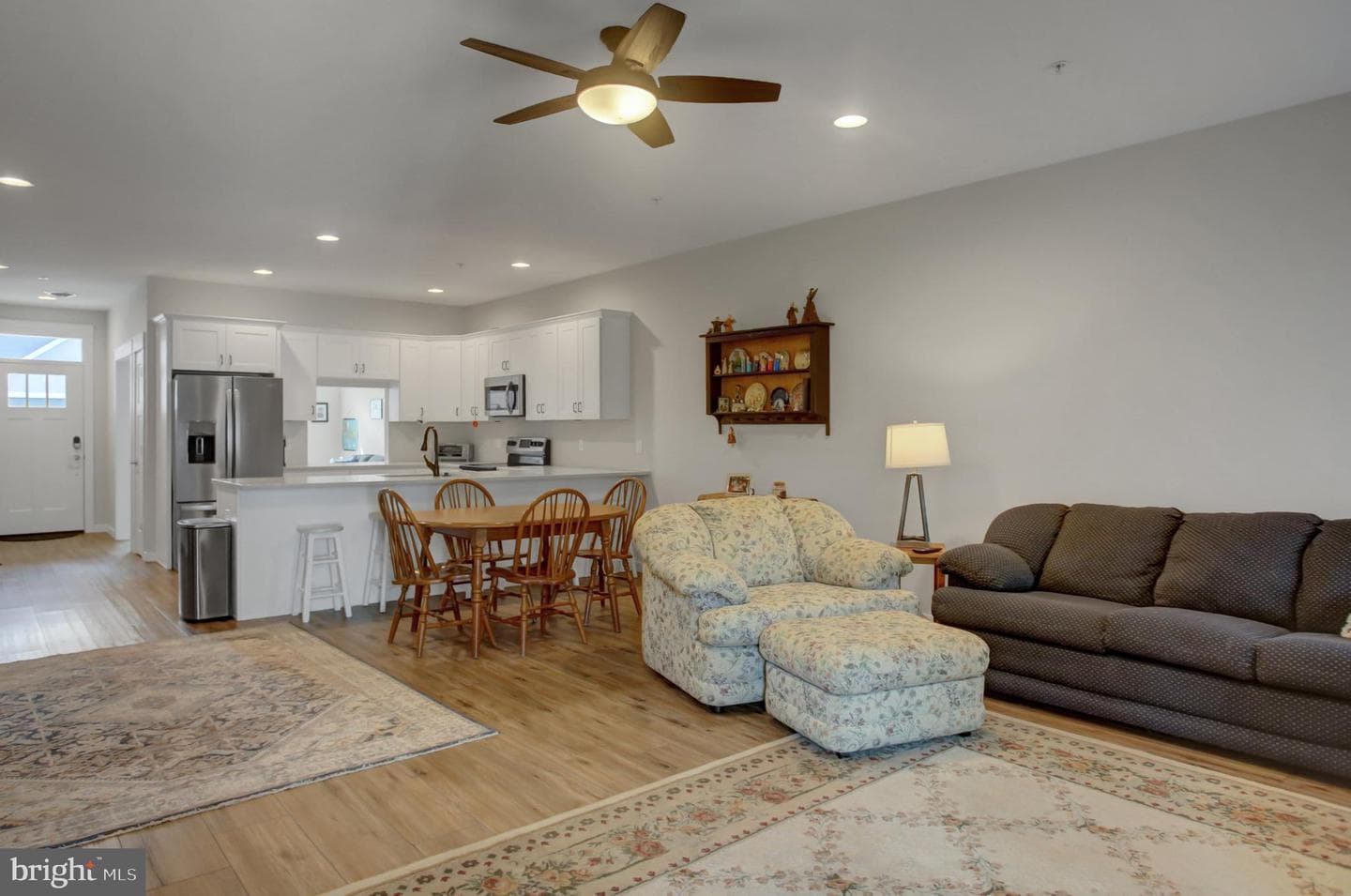 108 Cardinal Drive photo 16