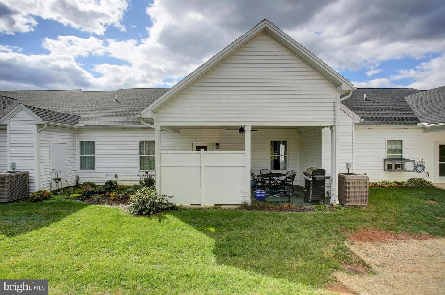 108 Cardinal Drive photo 34