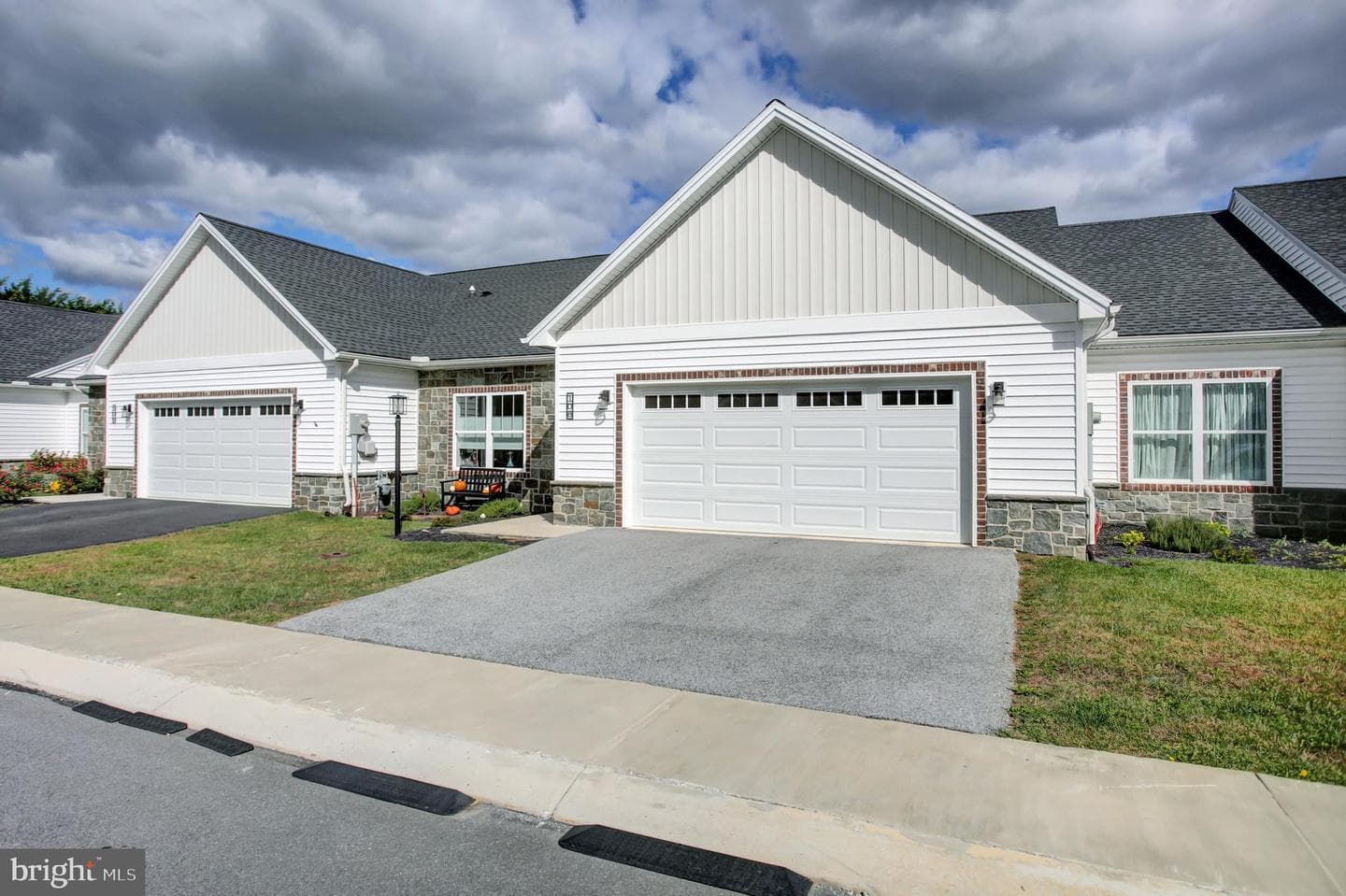108 Cardinal Drive photo 36