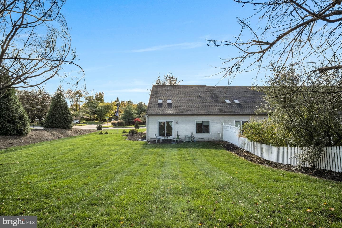 2 Round Ridge Road photo 7