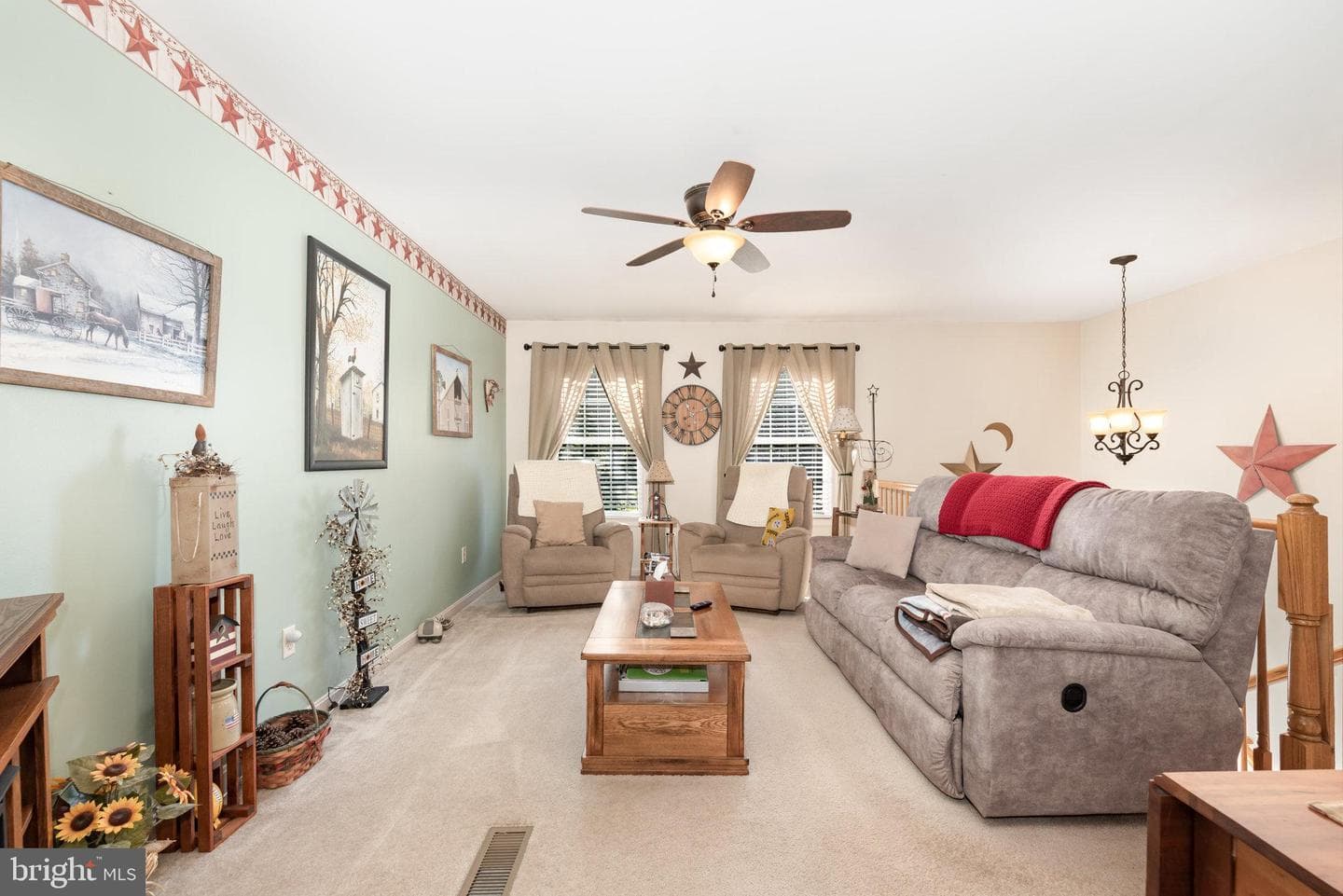 7 Ascot Lane photo 12