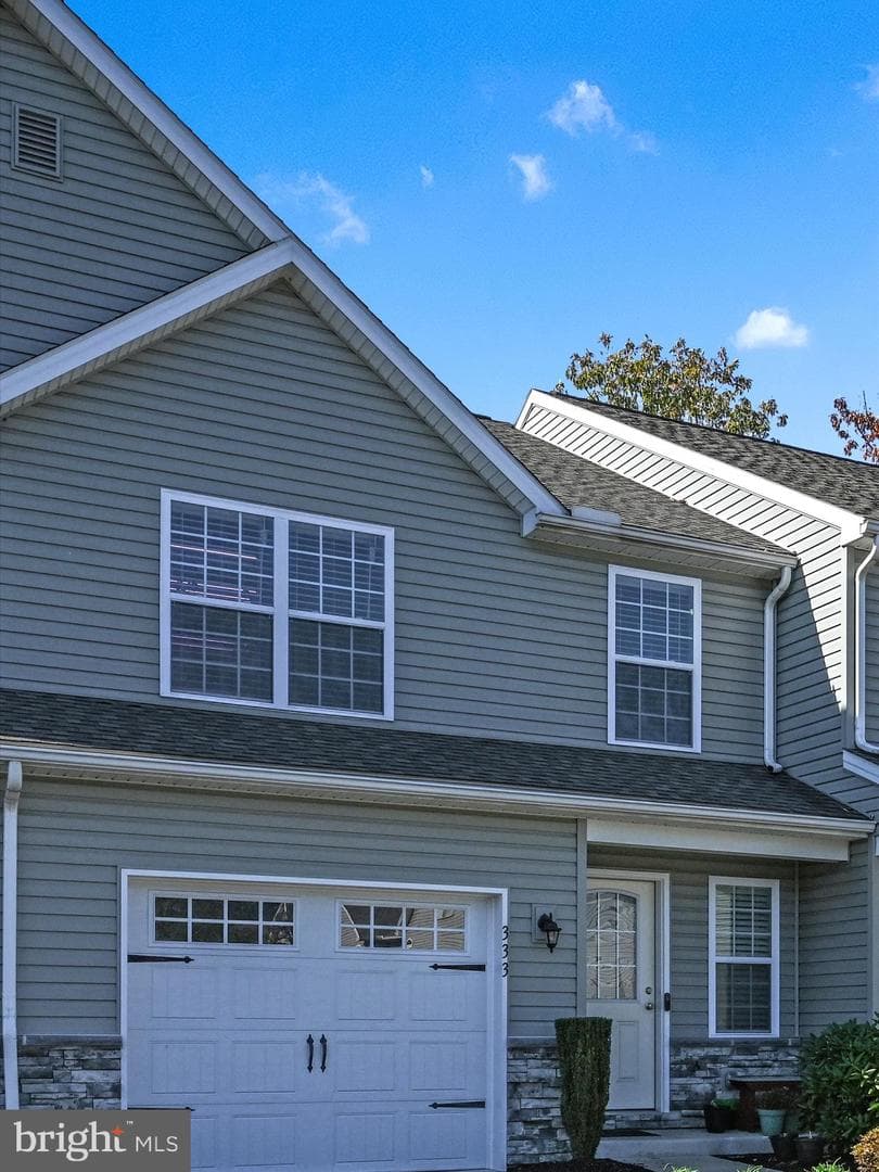 333 Briar Ridge Circle photo 2