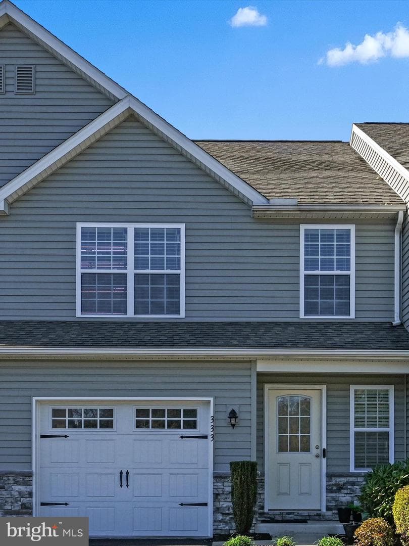 333 Briar Ridge Circle photo 4