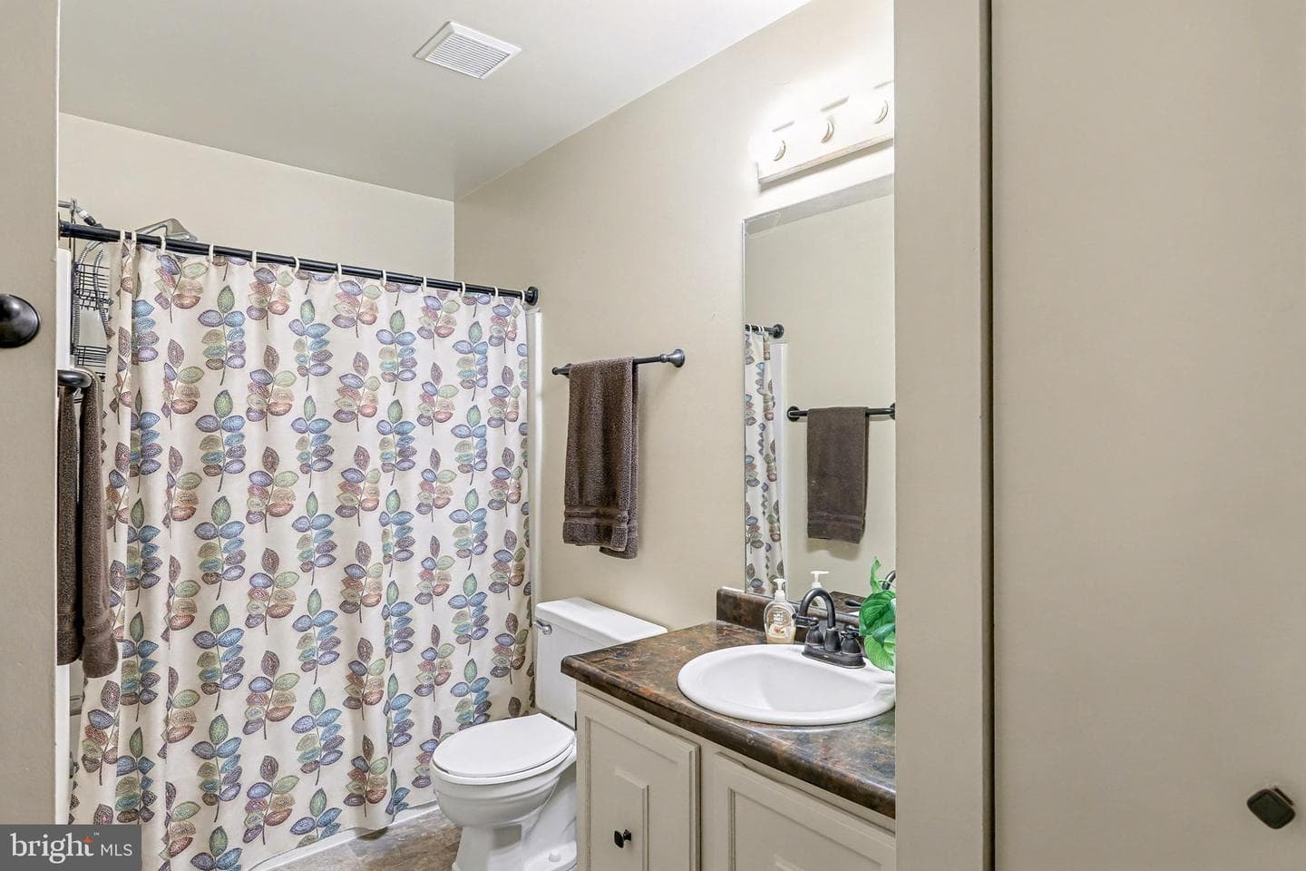 9 Oakwood Court photo 19