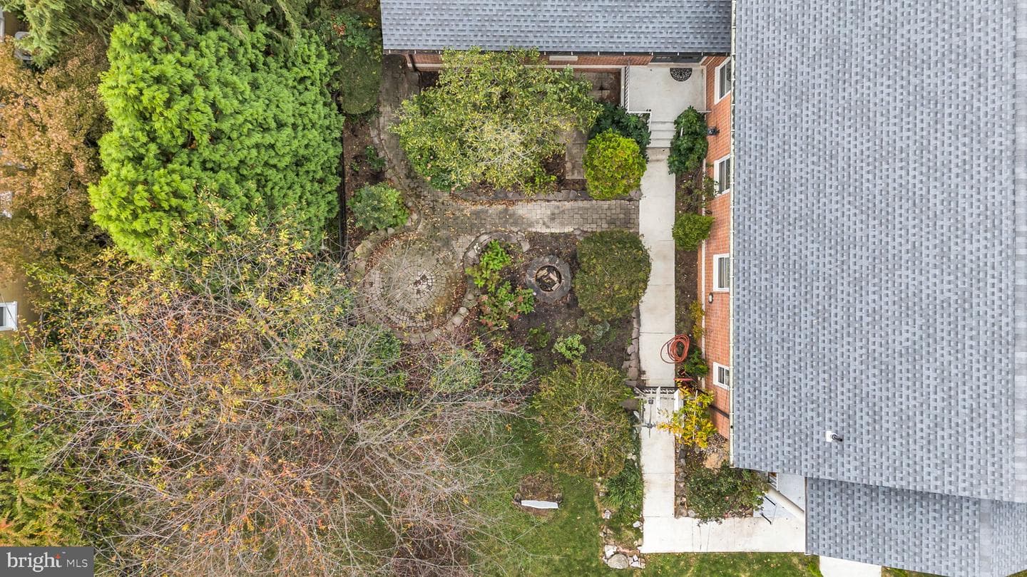250 Mooreland Avenue photo 44