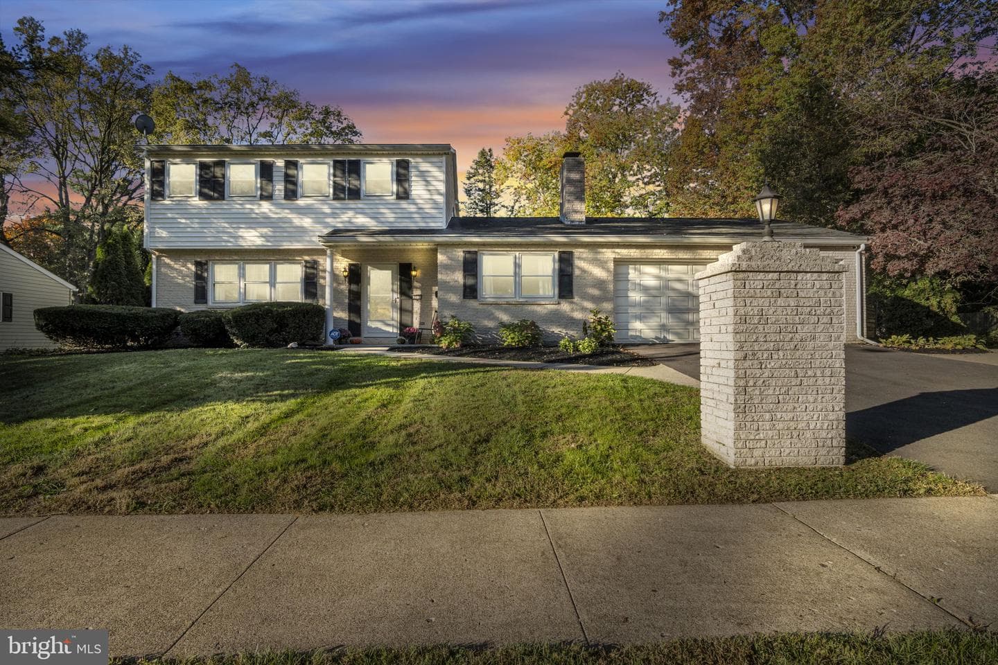 712 Hamilton Avenue photo 1