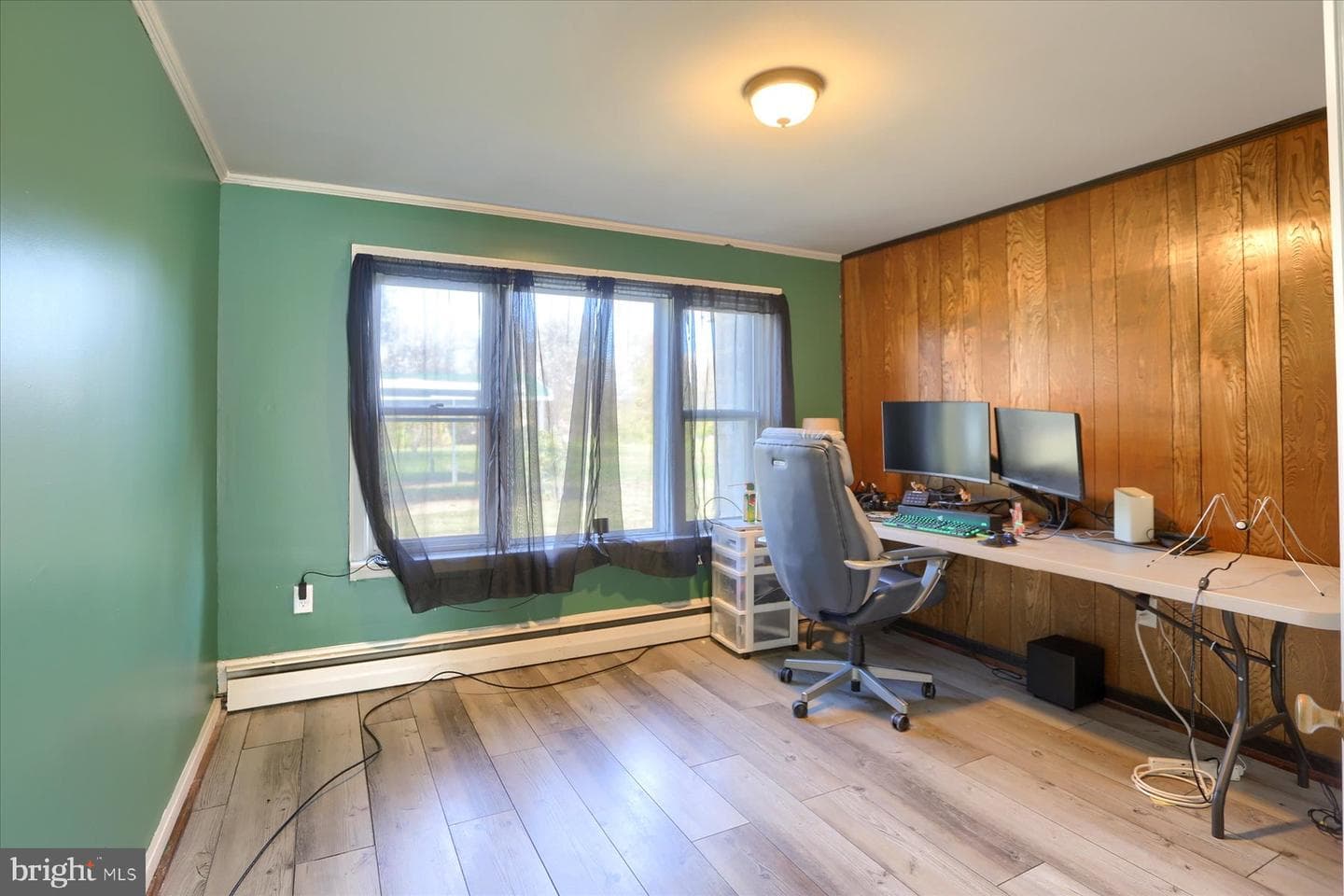 950 W Trindle Road photo 16