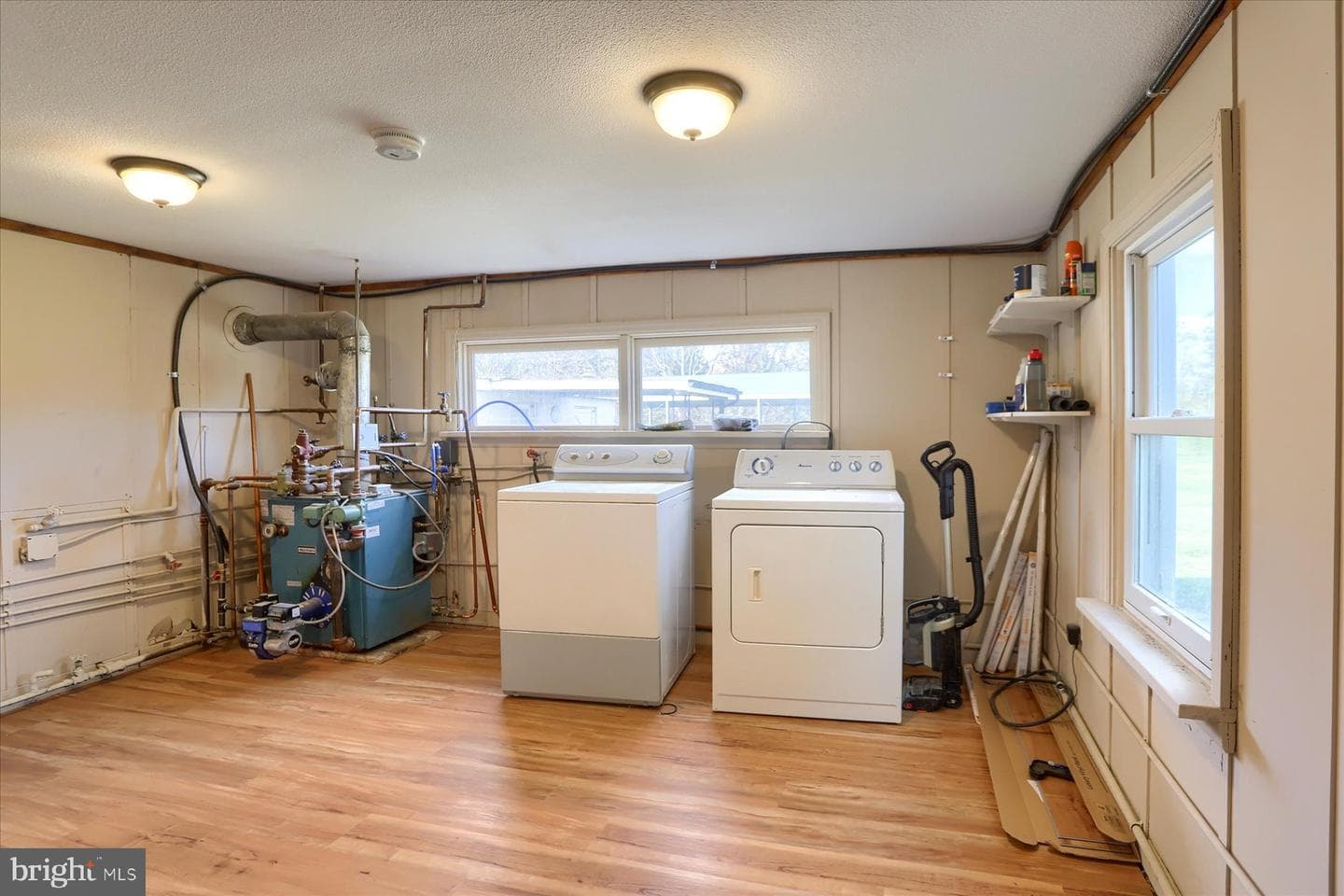 950 W Trindle Road photo 21