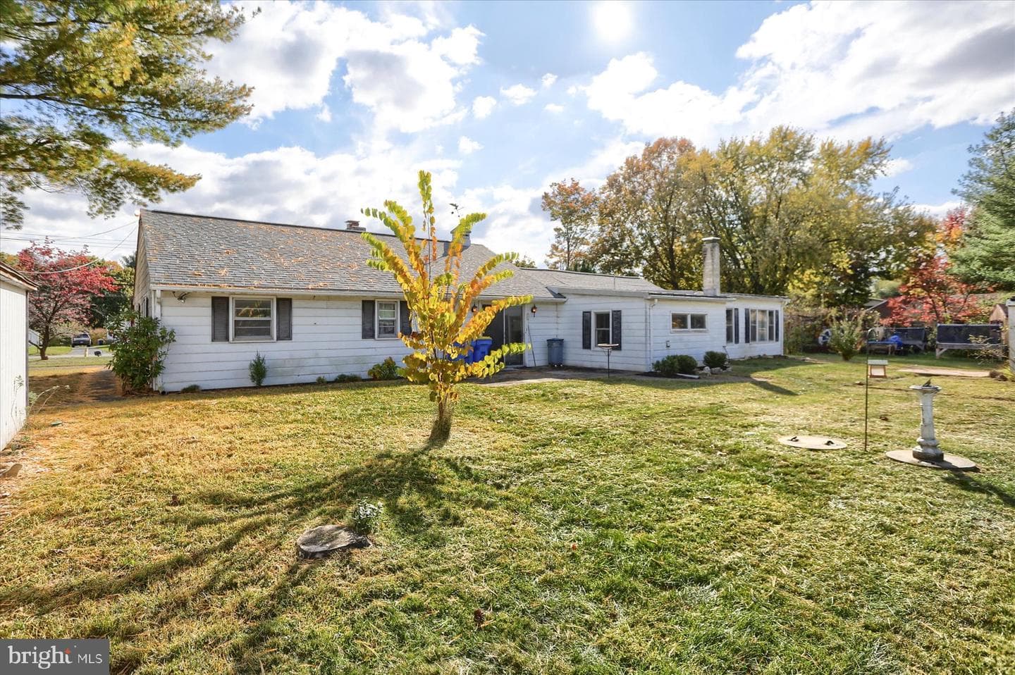 950 W Trindle Road photo 22