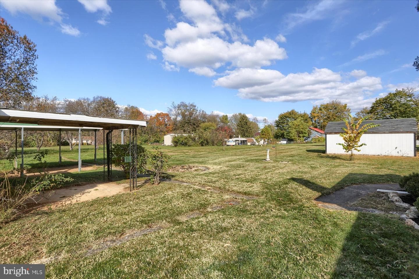 950 W Trindle Road photo 25
