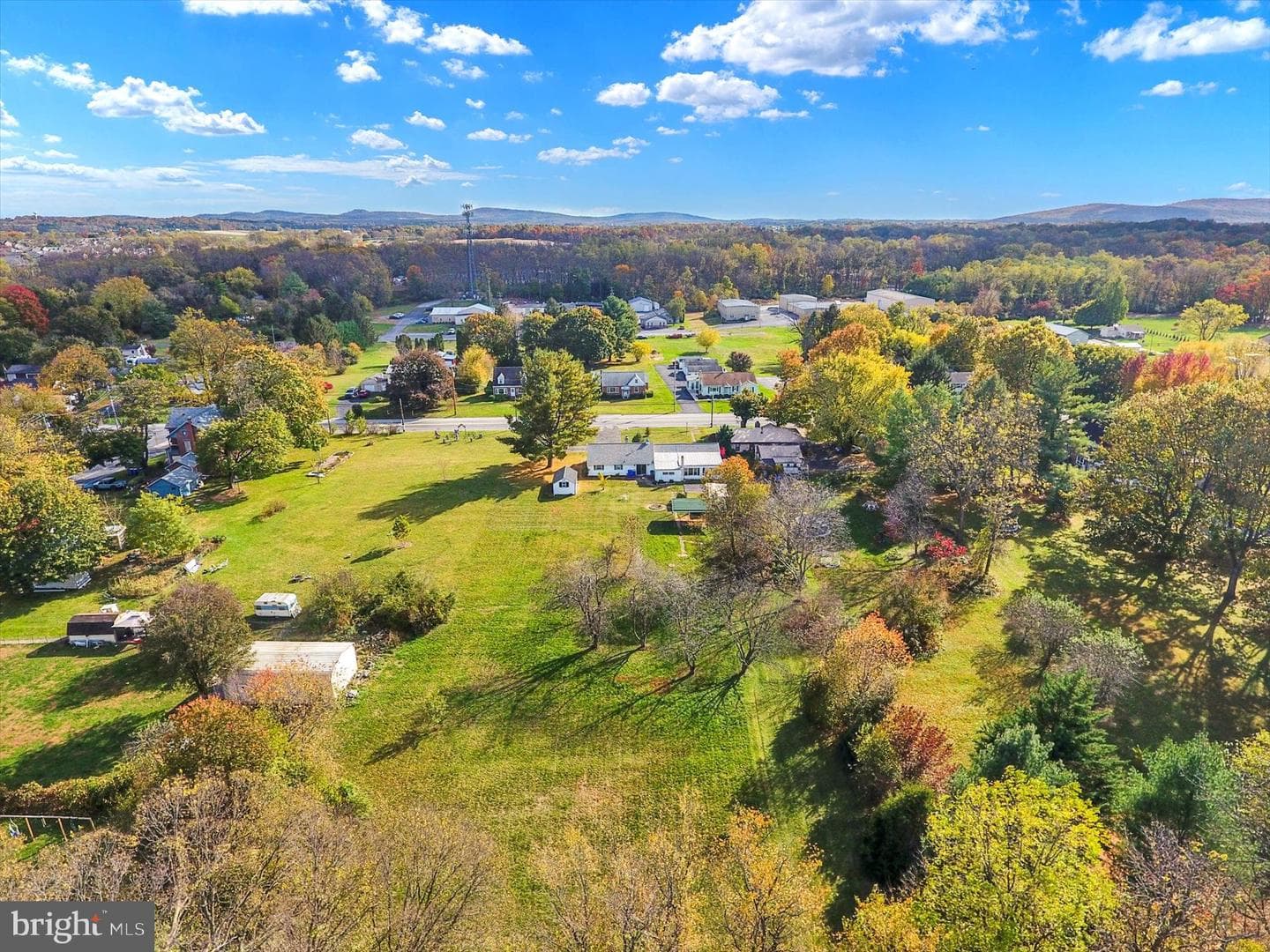 950 W Trindle Road photo 28