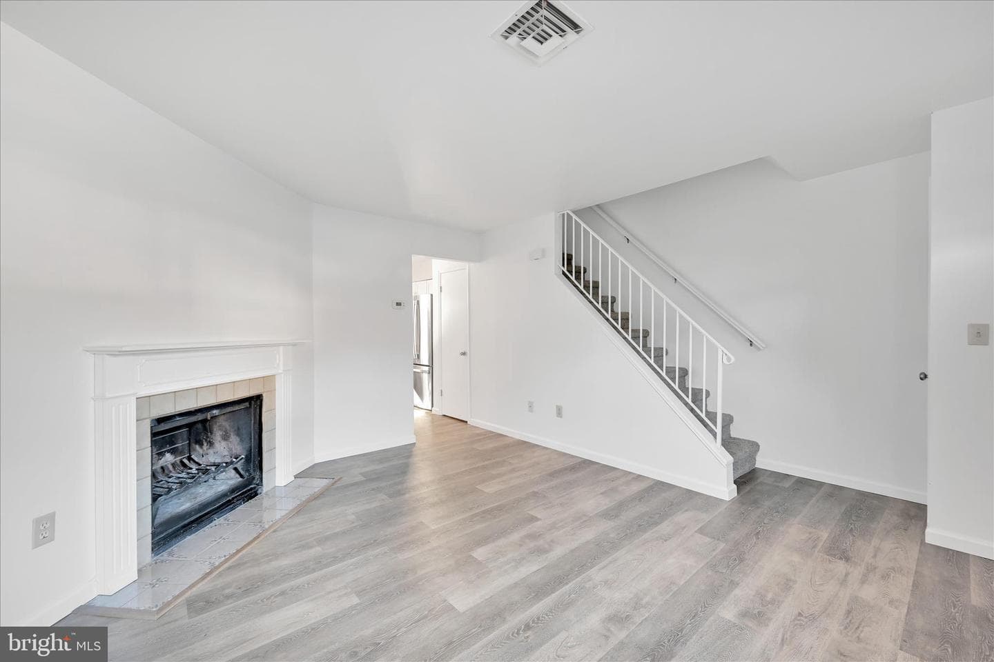 1129 Nanroc Drive photo 5
