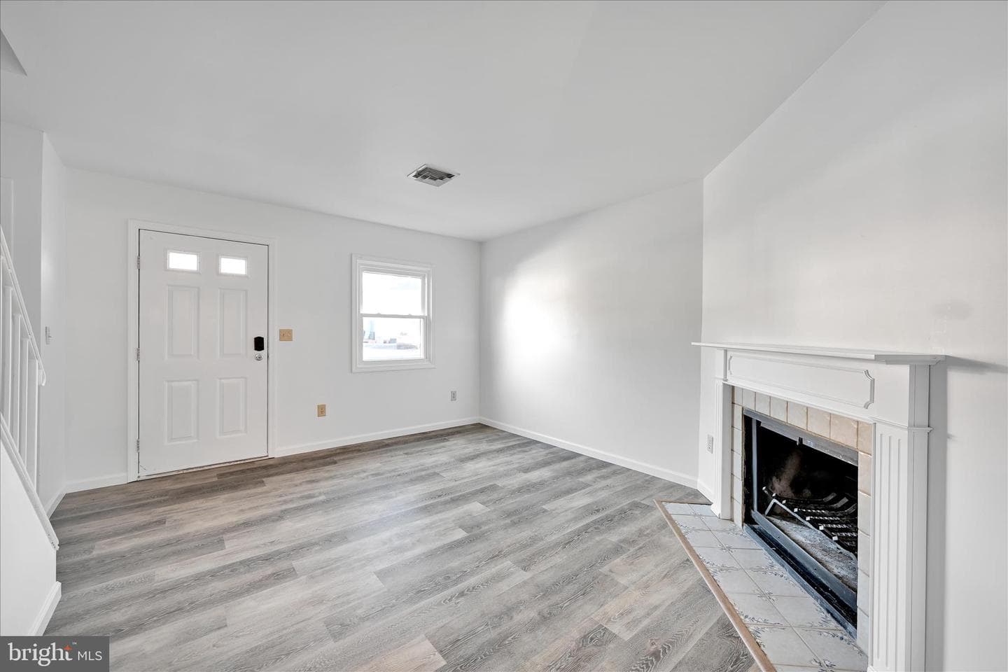 1129 Nanroc Drive photo 6