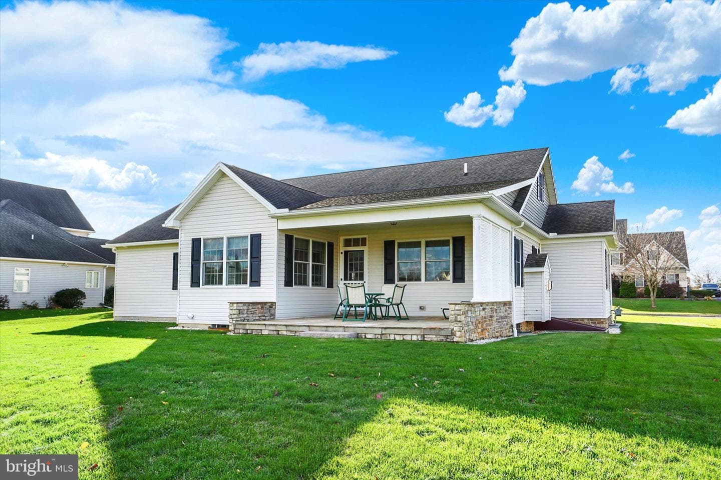 414 Chestnut Drive photo 32