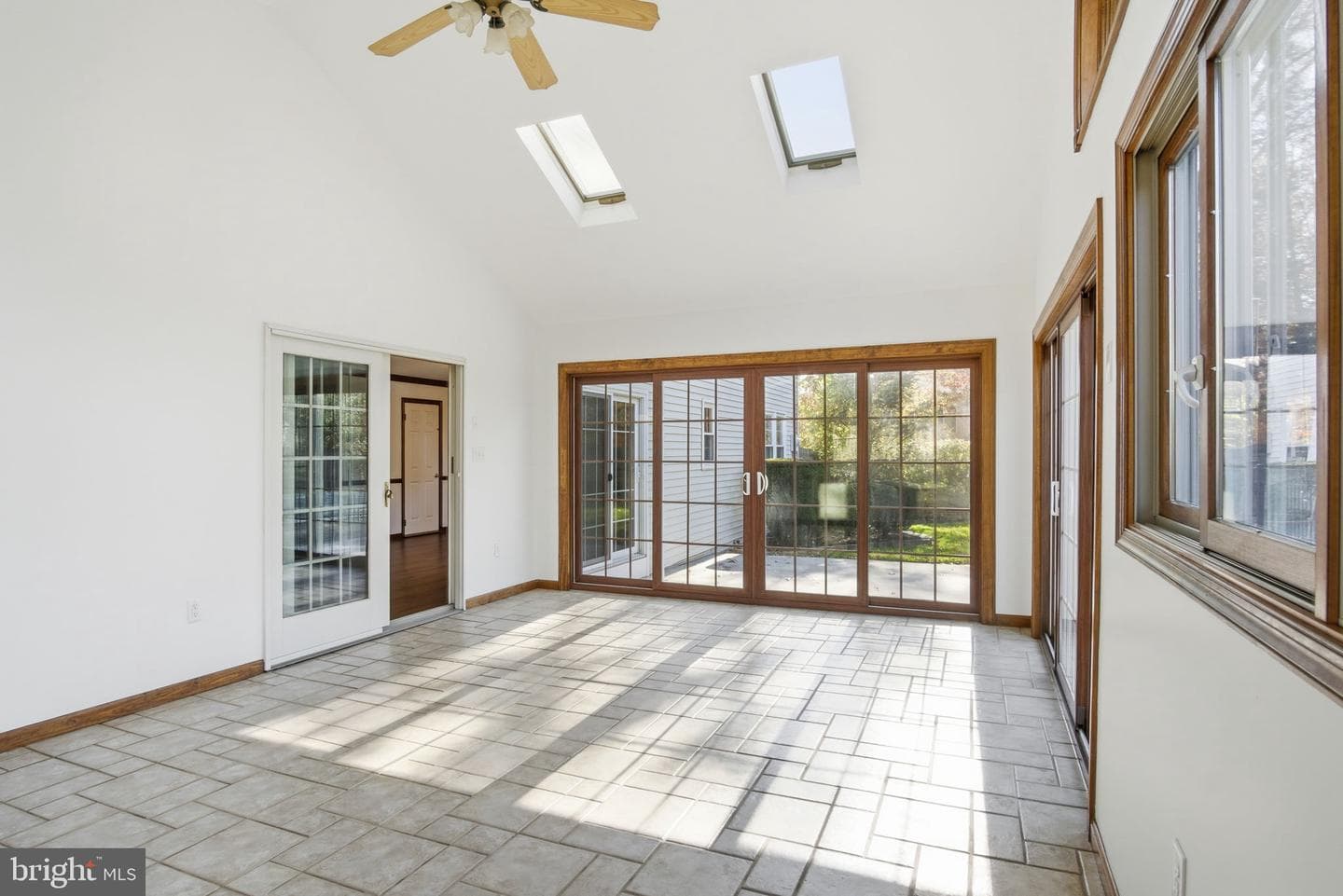 909 Kent Drive photo 18