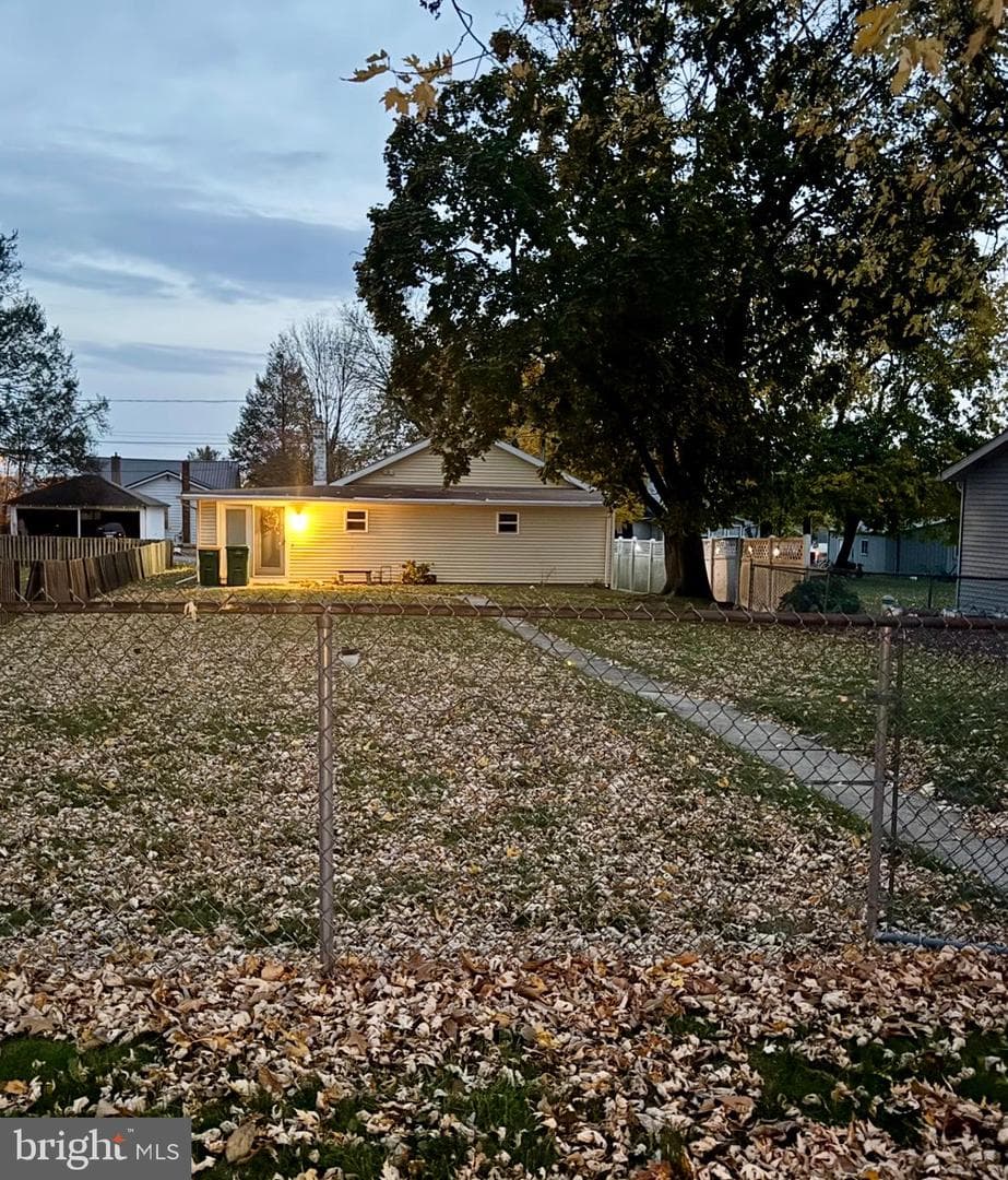105 Miller Street photo 2